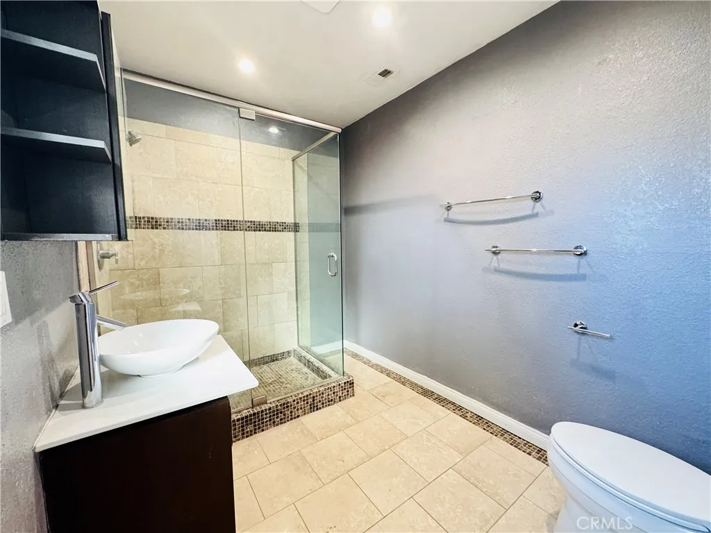 Additional image 28 of 17804 San Fernando Mission, Granada Hills, CA 91344