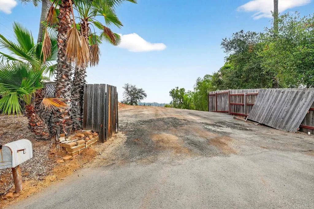 Additional image 17 of 2147 Sunset Drive, Escondido, CA 92025