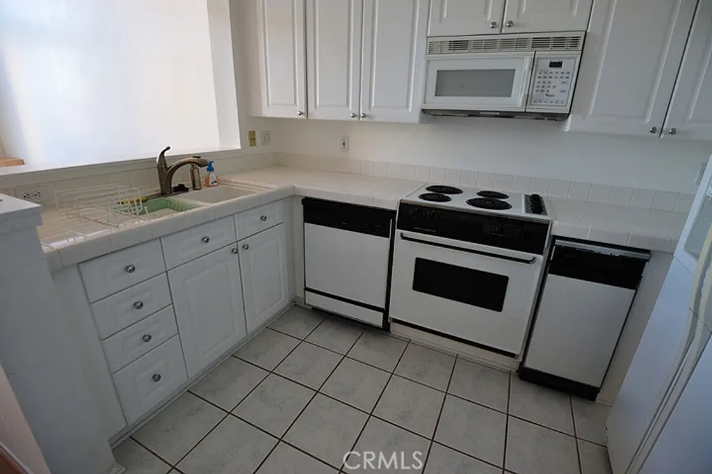 Additional image 11 of 1301 Cabrillo Ave, Torrance, CA 90501