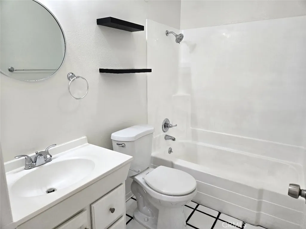 Additional image 13 of 17611 Regency Circle Unit 07, Bellflower, CA 90706