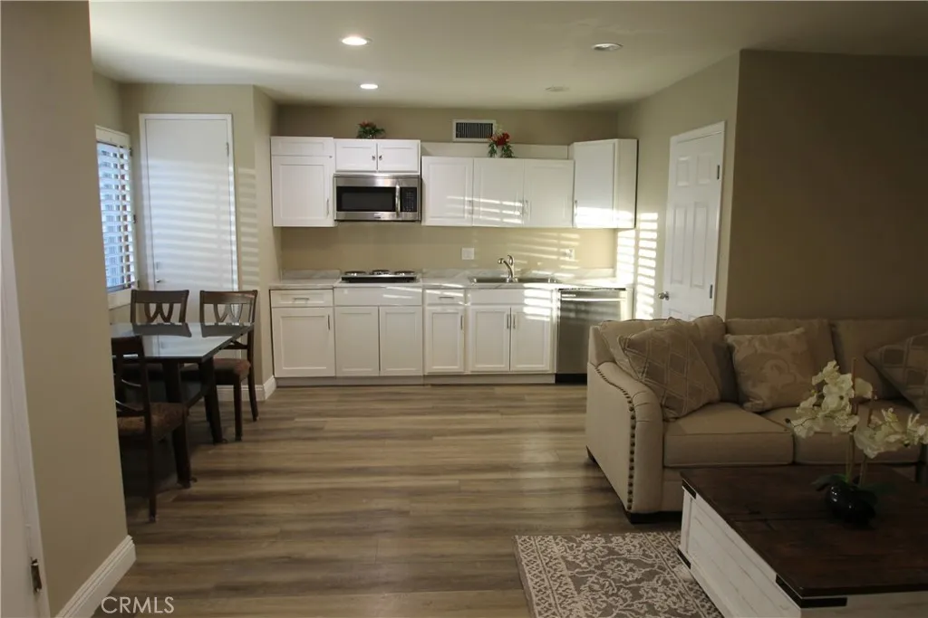 Additional image 3 of 19303 Citronia St Unit ADU, Northridge, CA 91324