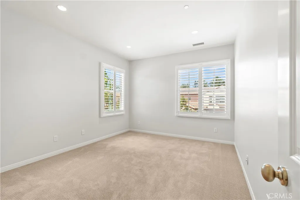 Additional image 33 of 88 Nassau, Irvine, CA 92620