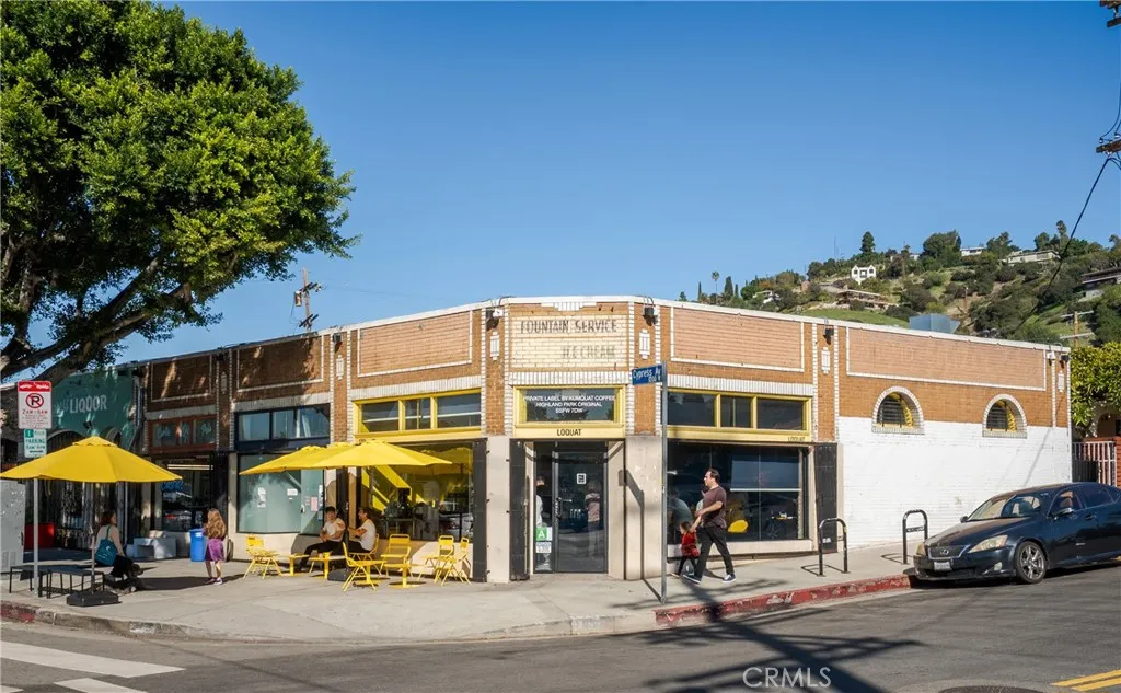 Additional image 41 of 2700 E.Chaucer Street Unit 2, Los Angeles, CA 90065