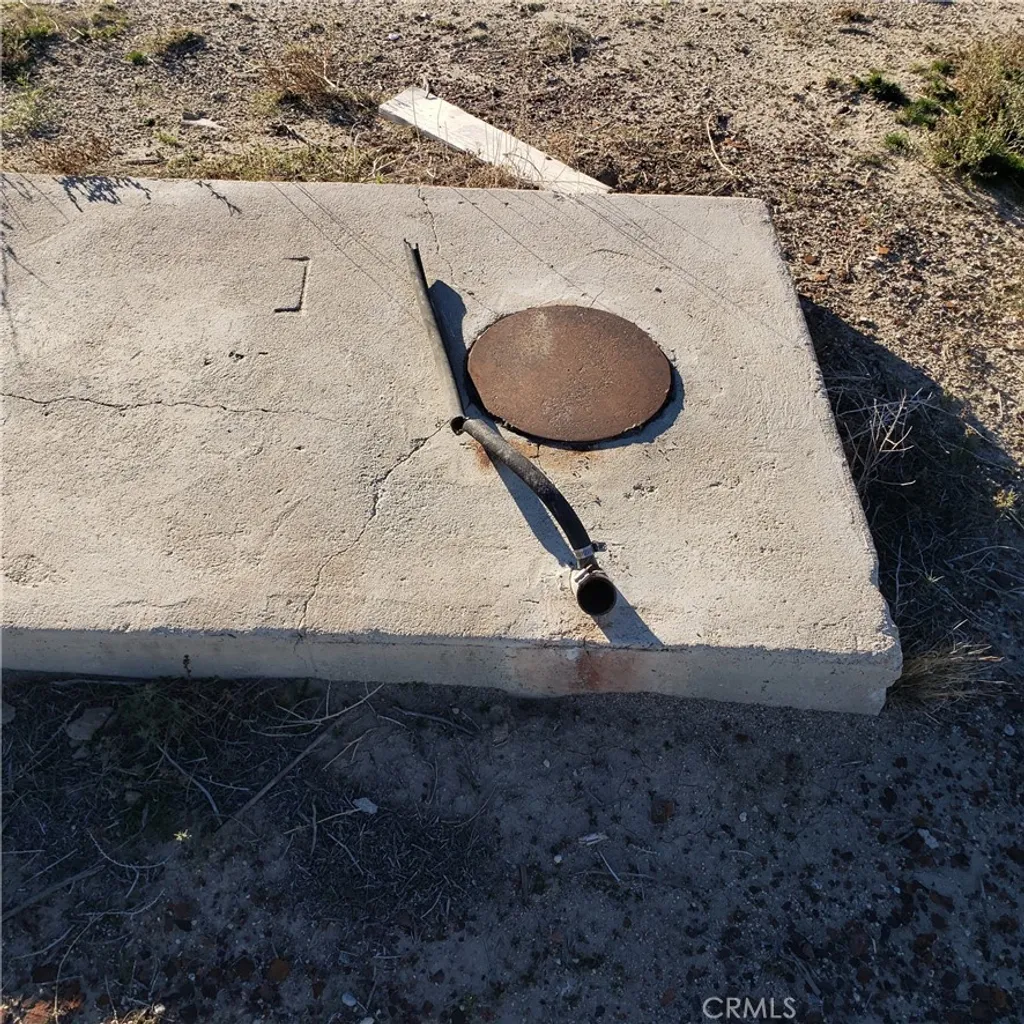 Additional image 11 of 793 Locust Avenue, Lucerne Valley, CA 92356