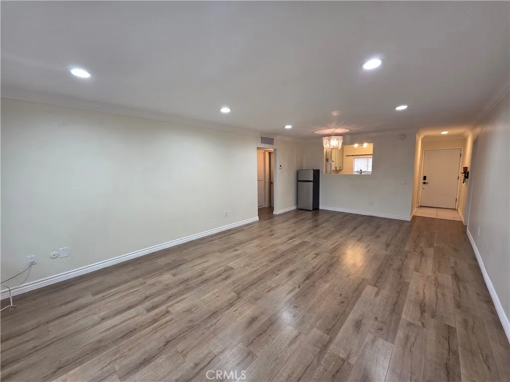 Additional image 39 of 18350 Hatteras Unit 157, Tarzana, CA 91356