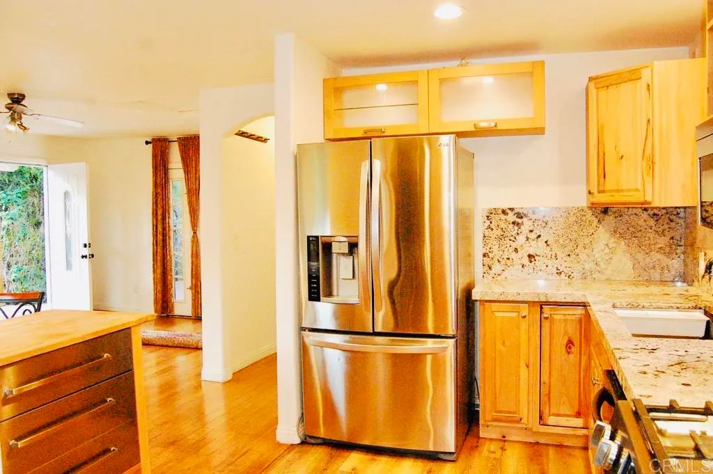 Additional image 3 of 736 Mar Vista Dr, Vista, CA 92081