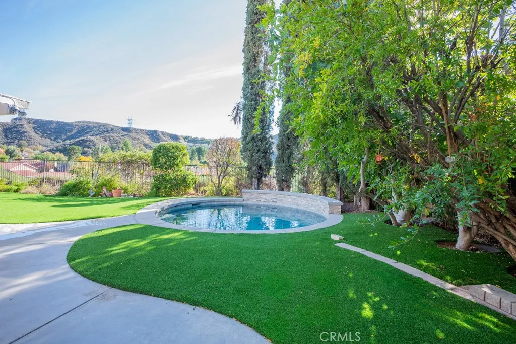 Additional image 102 of 20558 Romar Ln, Los Angeles, CA 91350