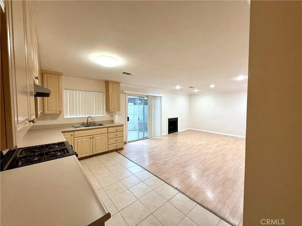 Additional image 13 of 6439 Woodman Ave Unit 1, Van Nuys, CA 91401