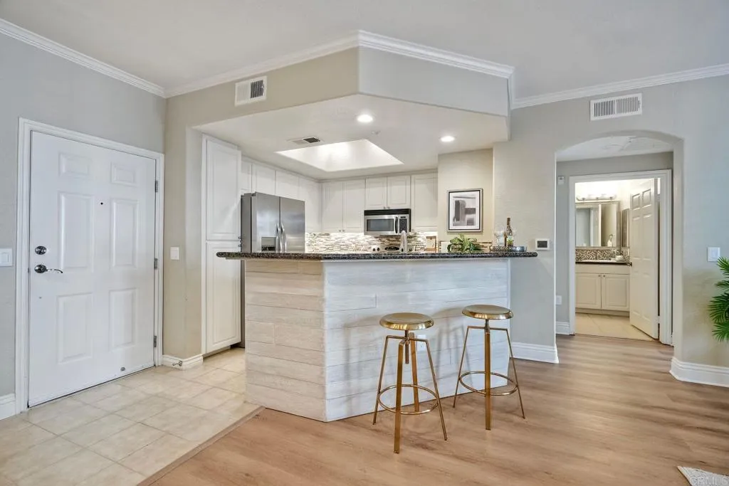 Additional image 9 of 9263 Regents Road Unit B106, La Jolla, CA 92037