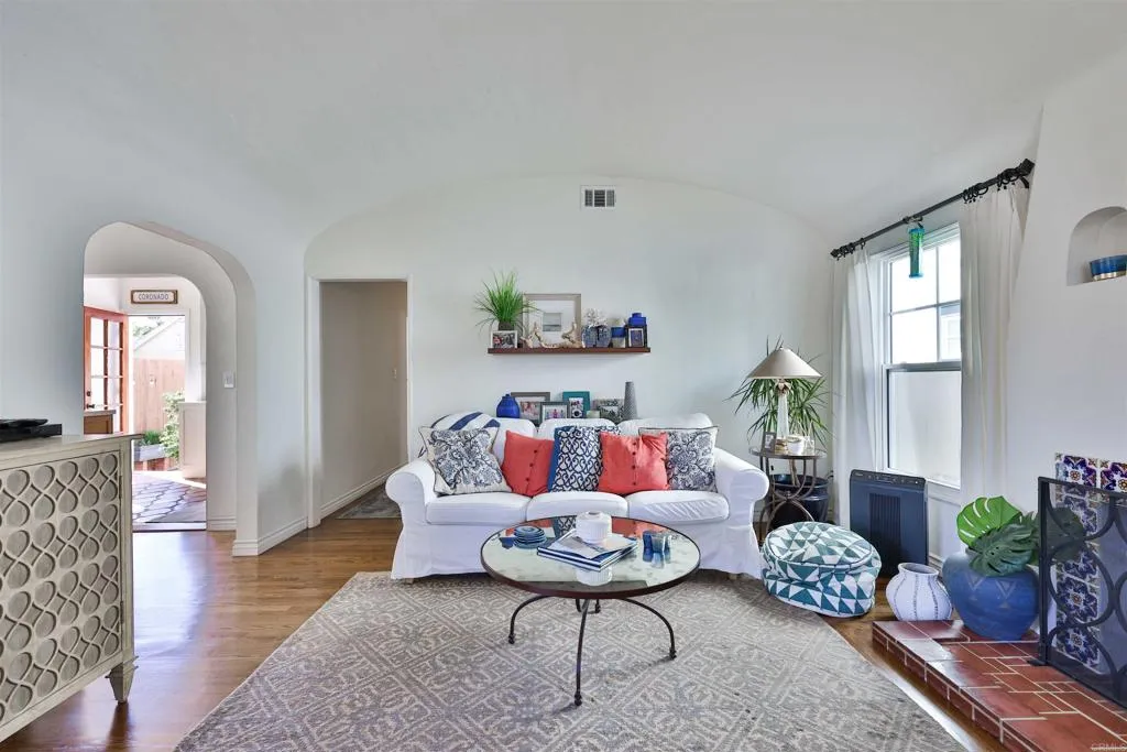 Additional image 2 of 408 5th St, Coronado, CA 92118