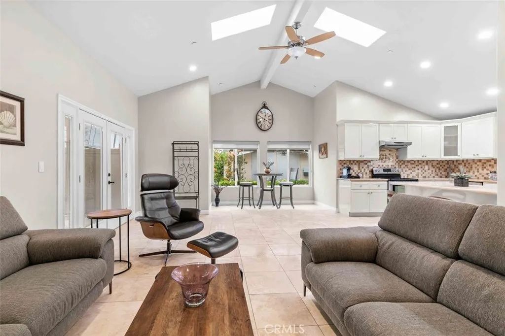 Additional image 12 of 16577 Knollwood Dr, Granada Hills, CA 91344