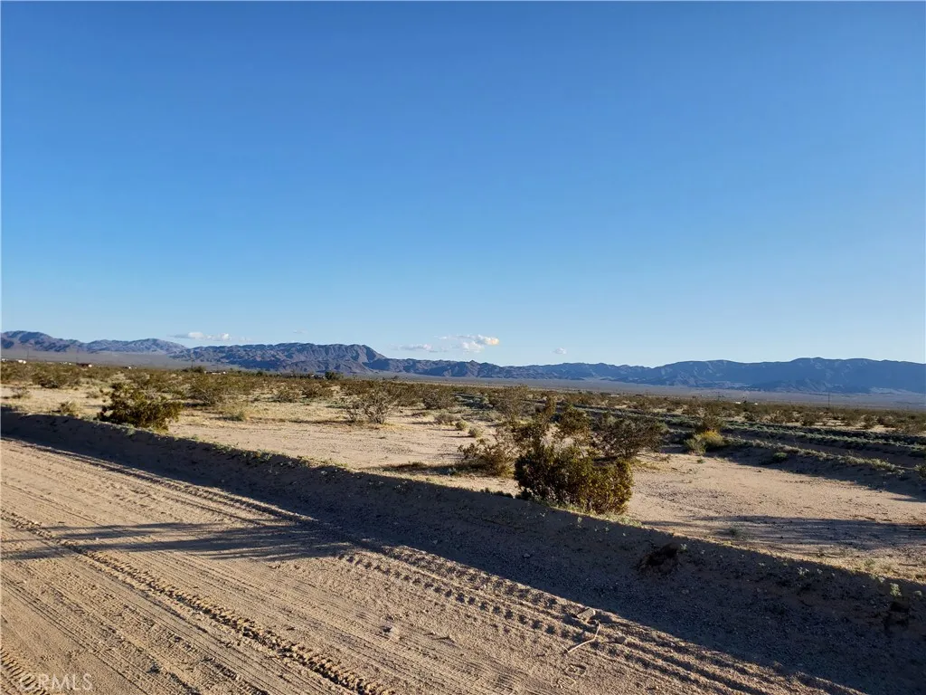 Additional image 13 of 4461 Meriwether Road, 29 Palms, CA 92277