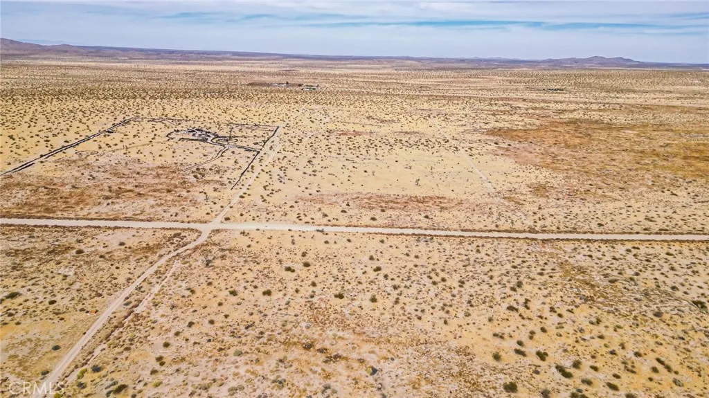 Additional image 8 of 227 P Avenue E, Black Butte, CA 93591