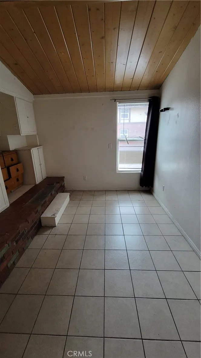 Additional image 2 of 120 W Marshall Boulevard Unit 4, San Bernardino, CA 92405