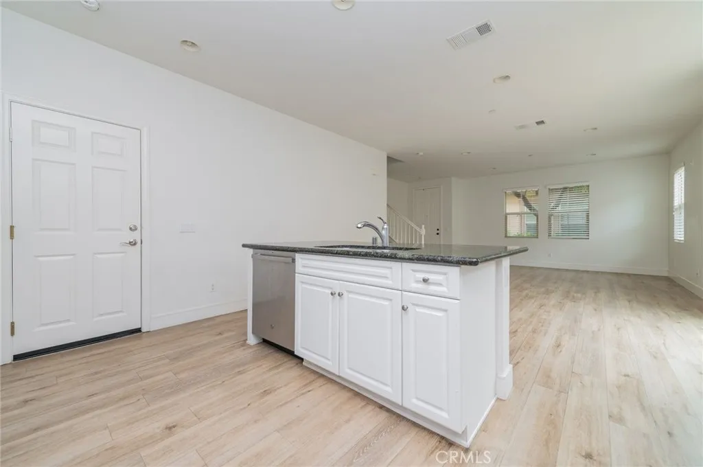 Additional image 9 of 160 Pathway, Irvine, CA 92618