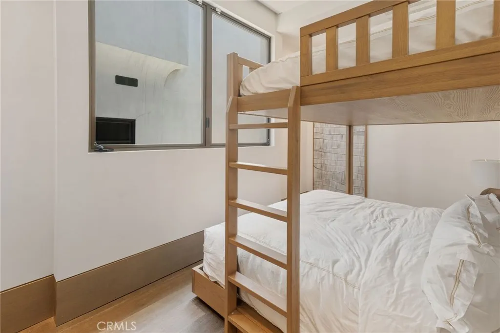 Additional image 114 of 716 The Strand, Manhattan Beach, CA 90266