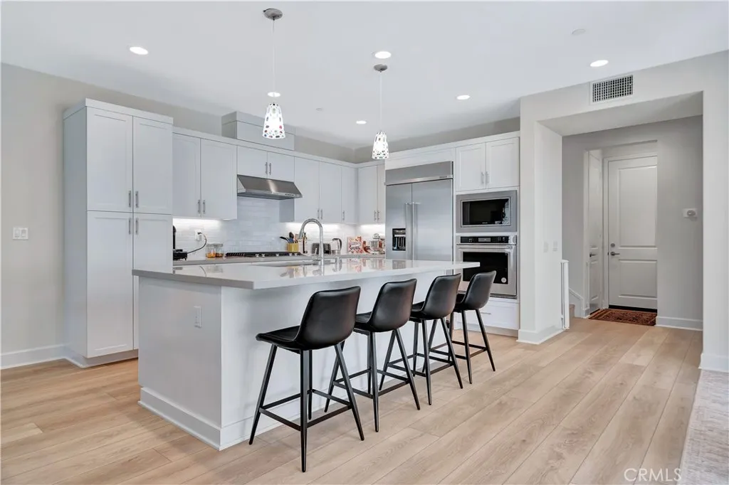 Additional image 8 of 10887 Carlos Street, Ventura, CA 93004