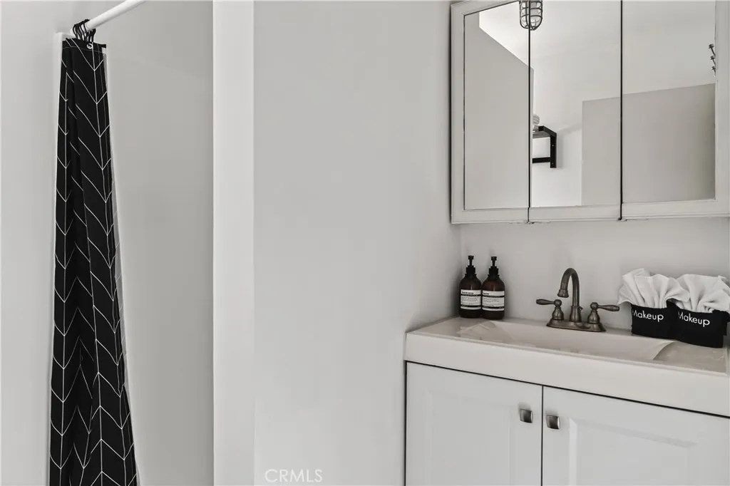 Additional image 92 of 654 S Soto Street, Los Angeles, CA 90023