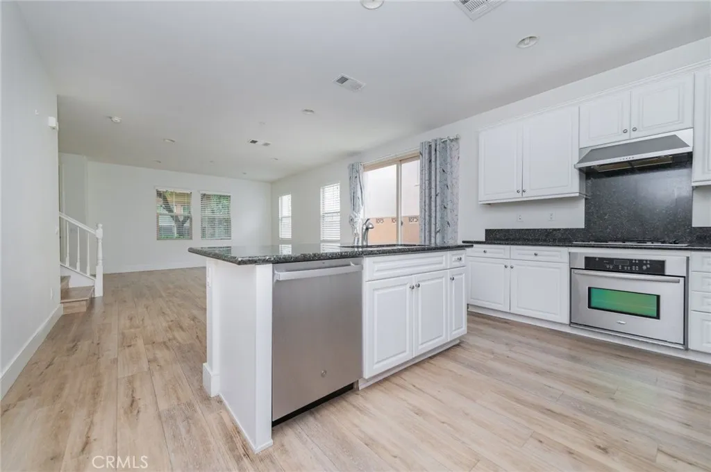 Additional image 10 of 160 Pathway, Irvine, CA 92618