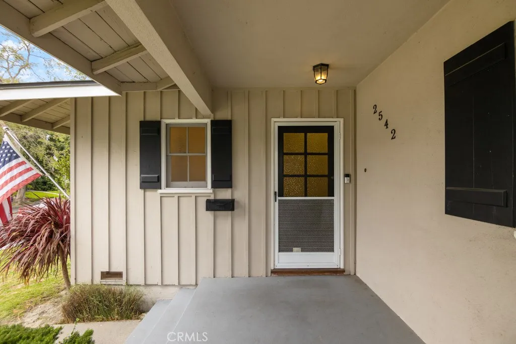 Additional image 3 of 2542 Vuelta Grande Ave, Long Beach, CA 90815