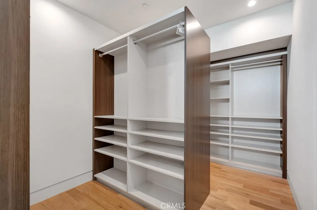 Additional image 72 of 16518 Moorpark Street, Encino, CA 91436