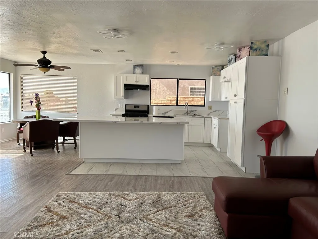 Additional image 6 of 13915 Spring Valley Pkwy, Victorville, CA 92395