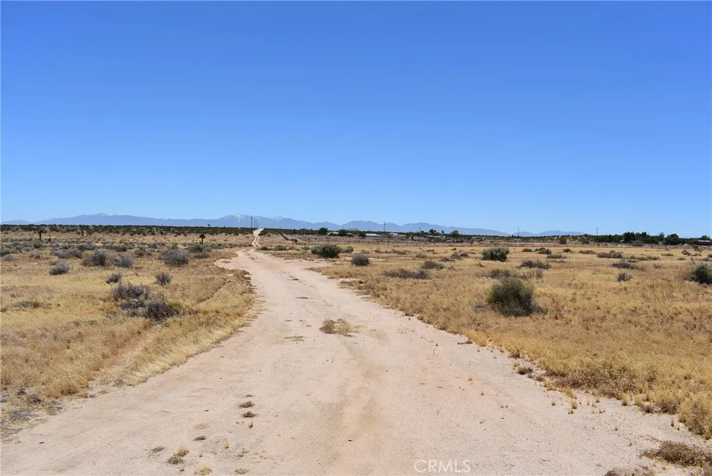 Additional image 4 of 19500 E Avenue F, Hi Vista, CA 93535