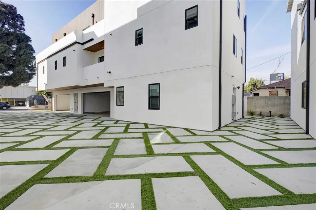 Additional image 16 of 5654 Cartwright Ave, North Hollywood, CA 91601