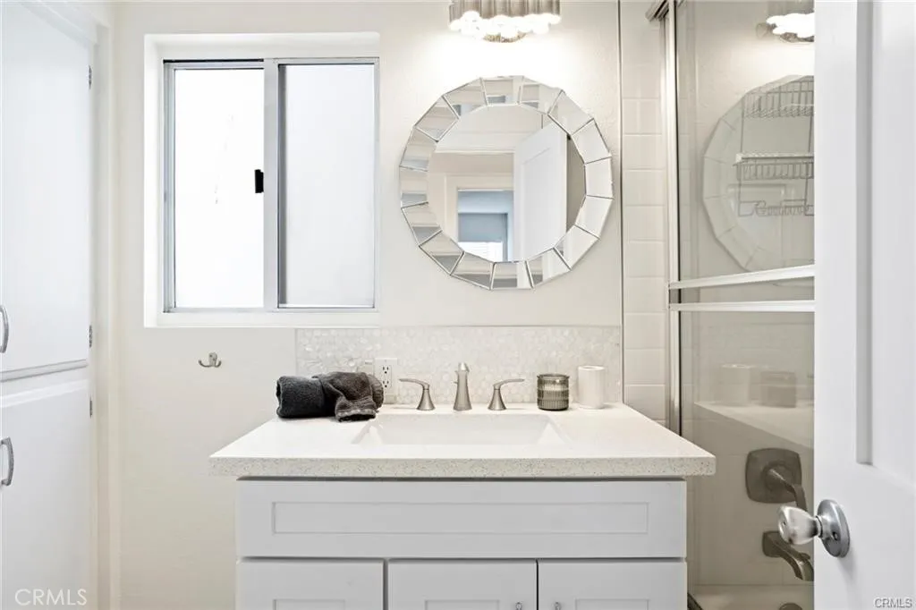 Additional image 50 of 418 E Oceanfront, Newport Beach, CA 92661