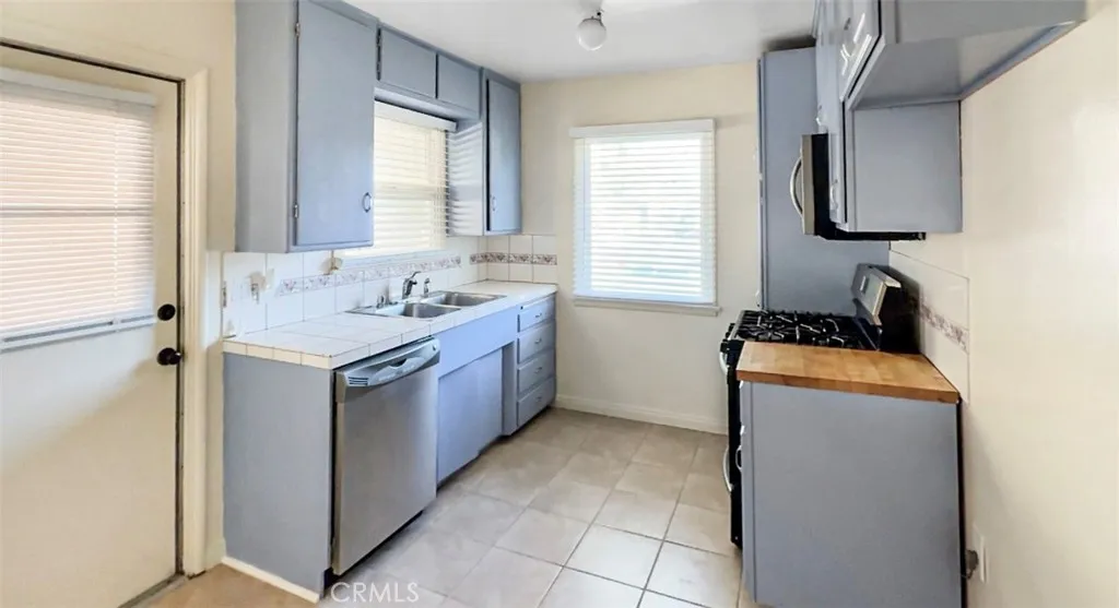 Additional image 20 of 2546 W Olive Avenue, Fullerton, CA 92833