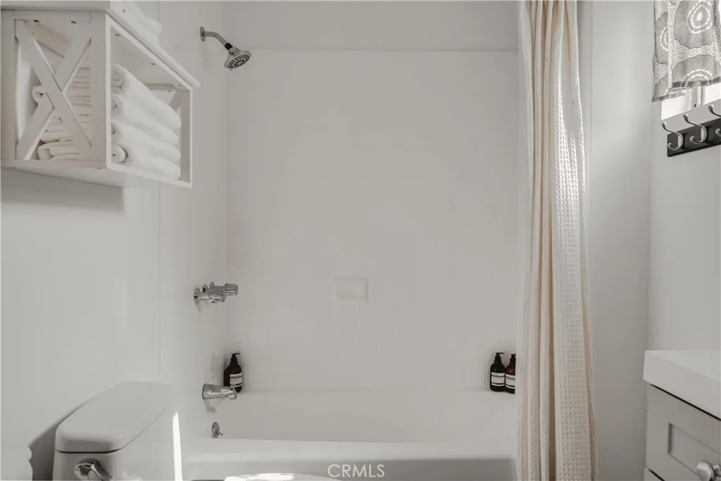 Additional image 40 of 654 S Soto Street, Los Angeles, CA 90023