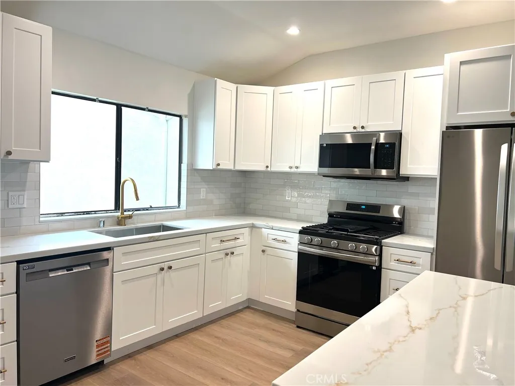 Additional image 13 of 8 Acorn, Irvine, CA 92604