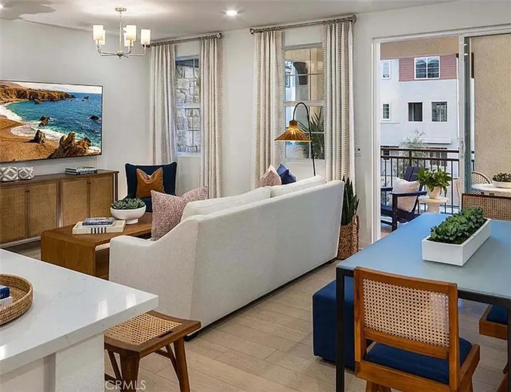 Additional image 11 of 12930 Lassen Drive Unit 103, Eastvale, CA 92880