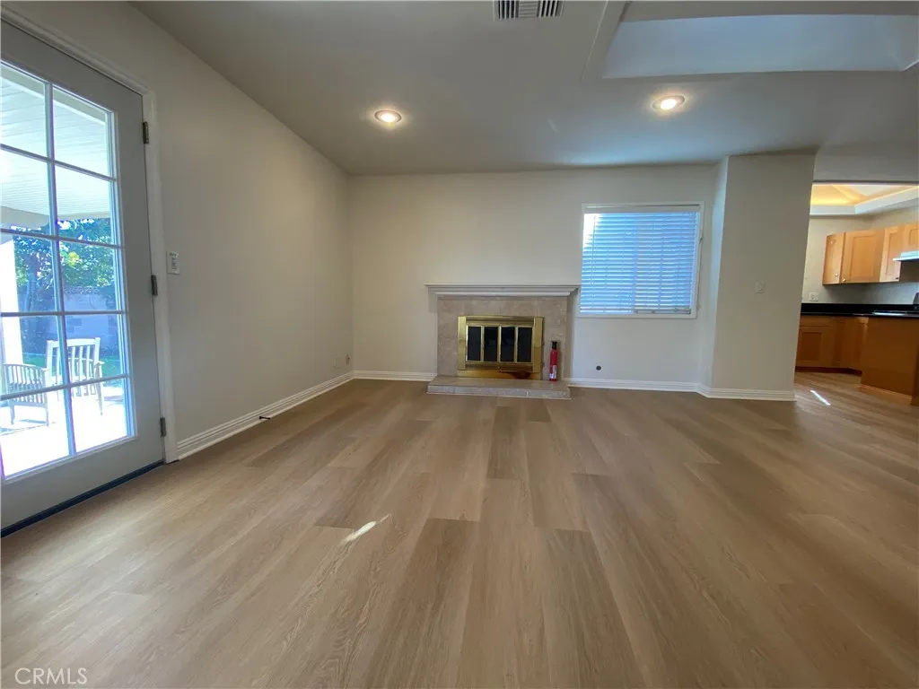 Additional image 8 of 2517 S Douglas St, Santa Ana, CA 92704