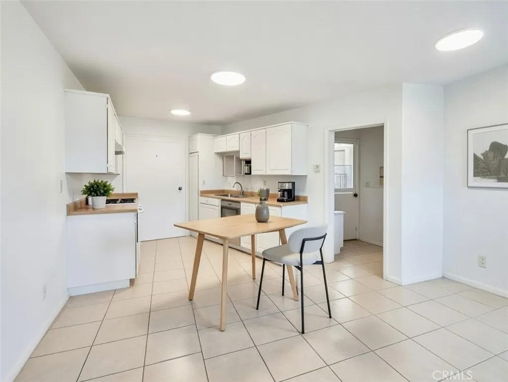 Additional image 3 of 409 Burchett St, Glendale, CA 91203