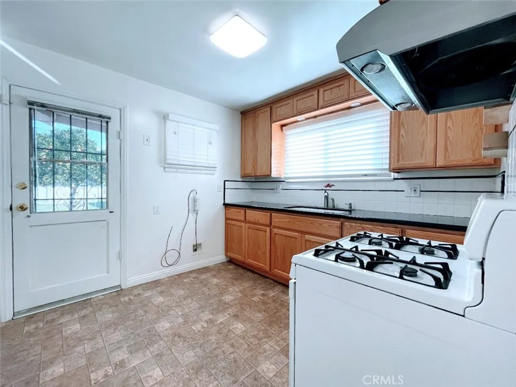 Additional image 6 of 15334 Orizaba Ave, Paramount, CA 90723