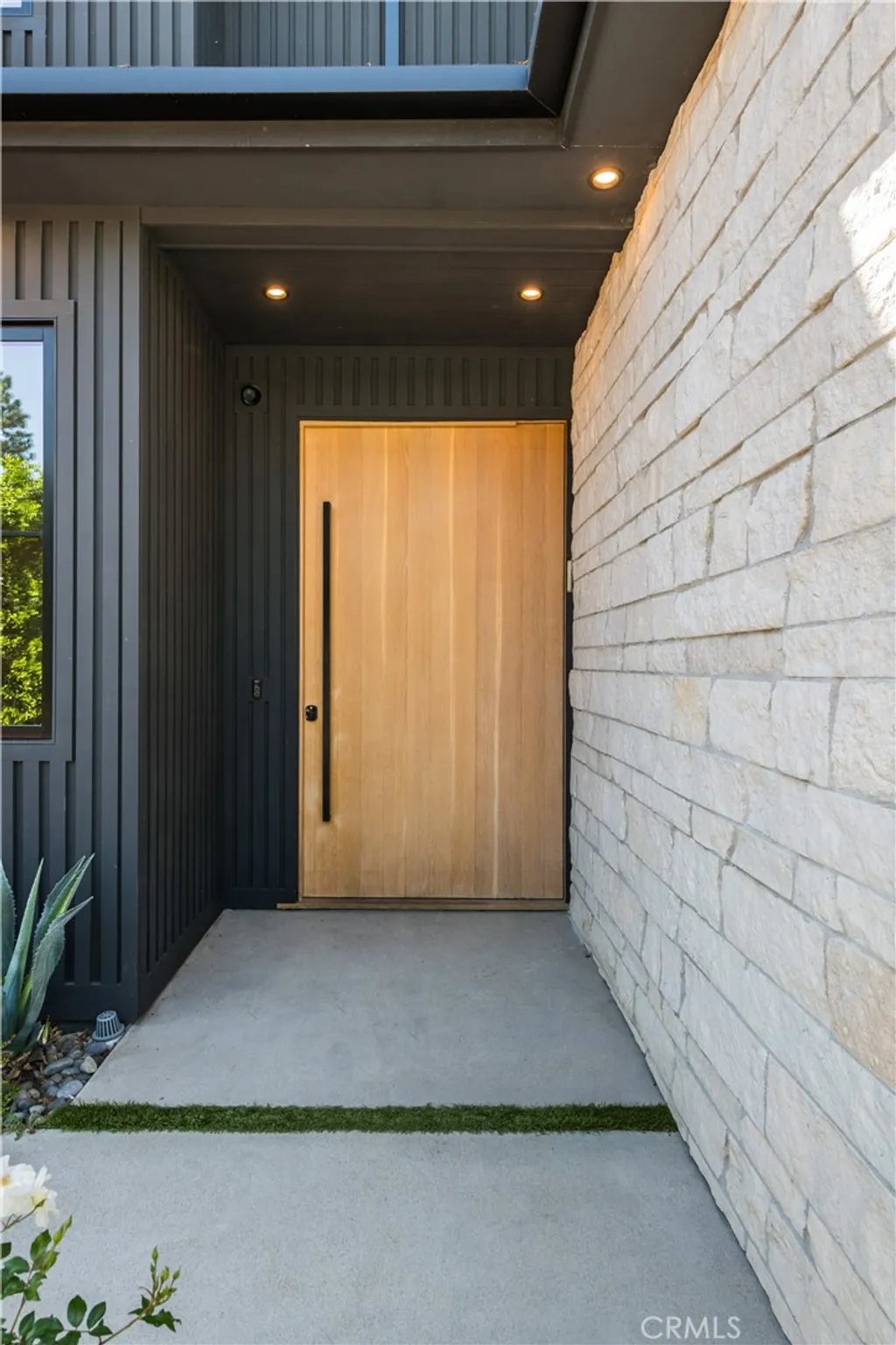 Additional image 10 of 5517 Allott Avenue, Sherman Oaks, CA 91401