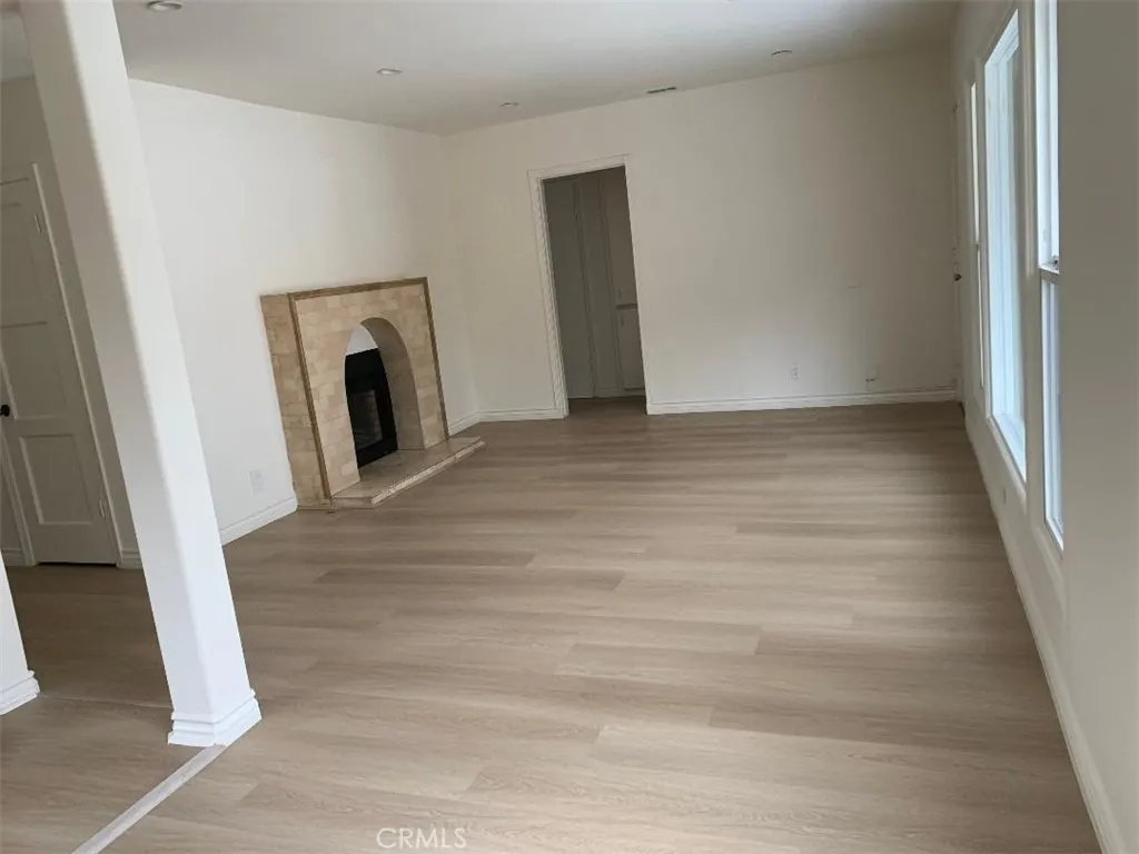 Additional image 5 of 18233 Welby Way, Reseda, CA 91335