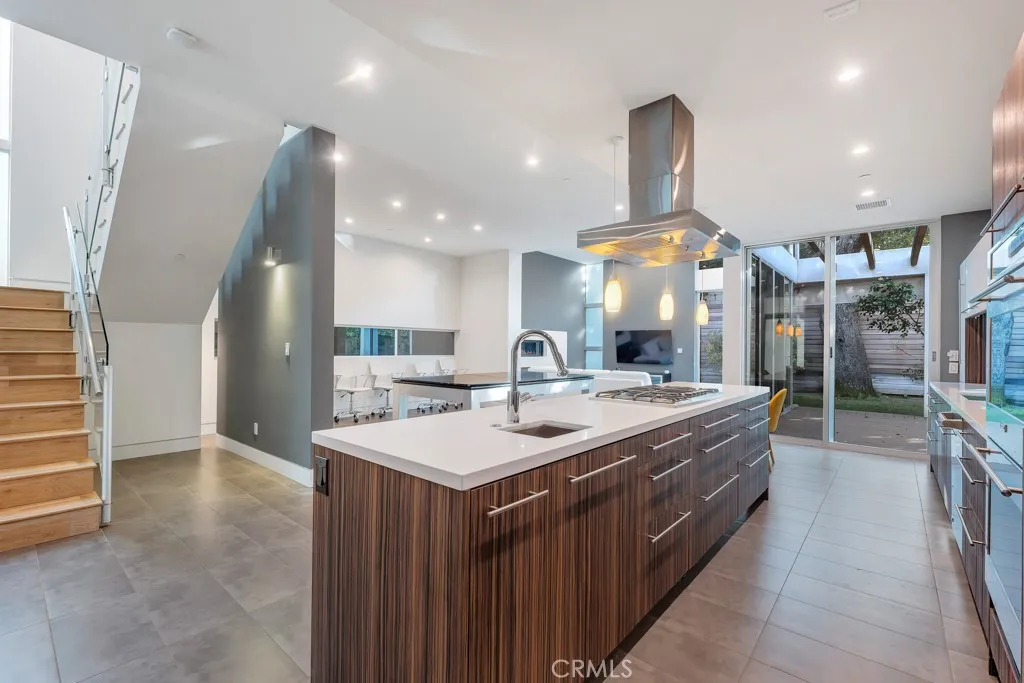 Additional image 15 of 16518 Moorpark Street, Encino, CA 91436