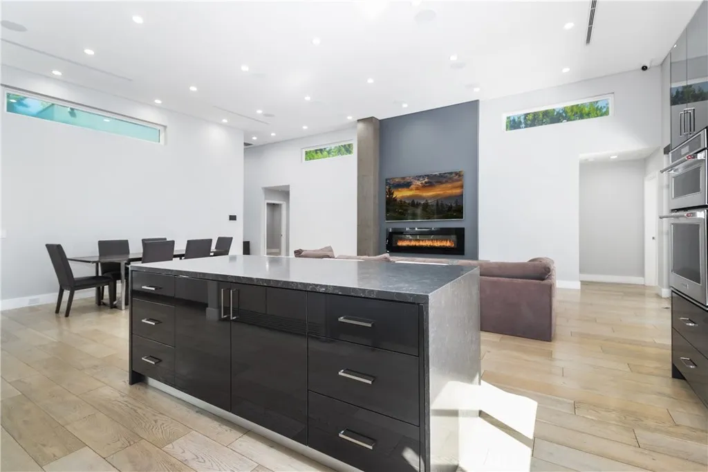 Additional image 62 of 6230 Beeman Avenue, North Hollywood, CA 91606