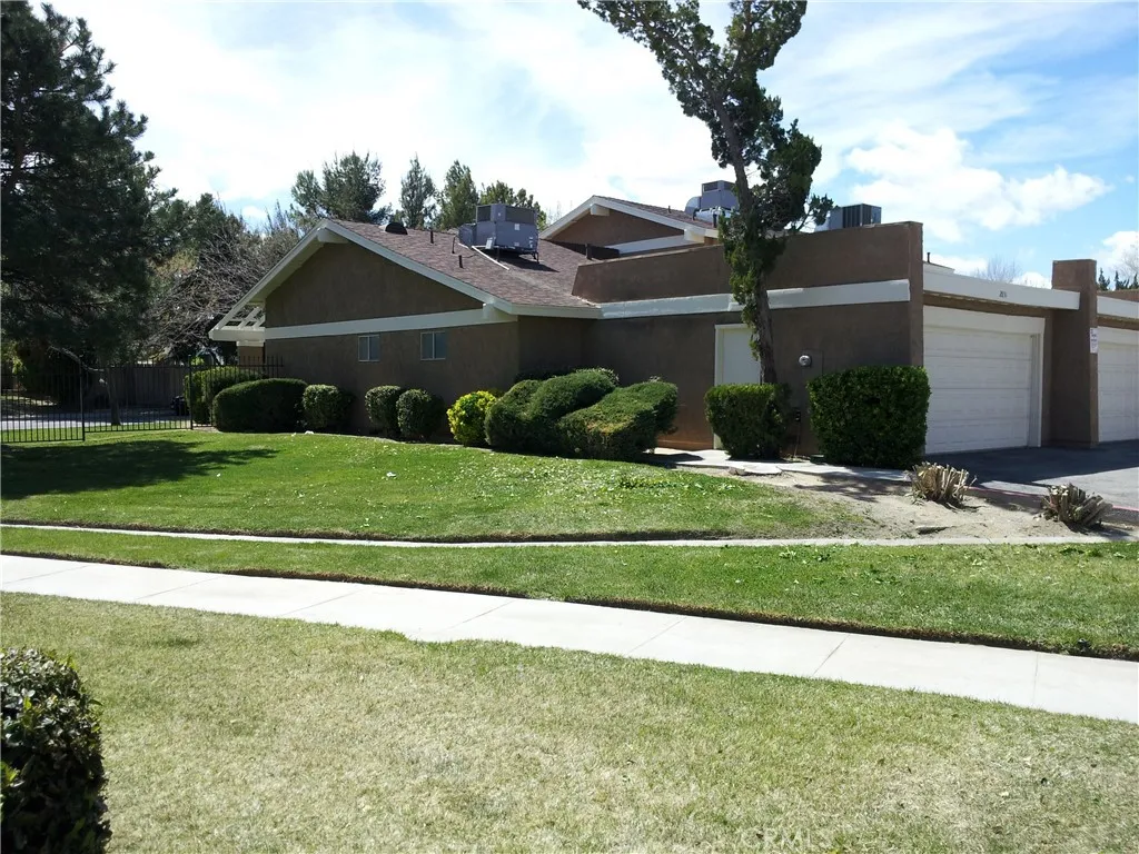 Additional image 136 of 2851 W Avenue J4, Lancaster, CA 93536