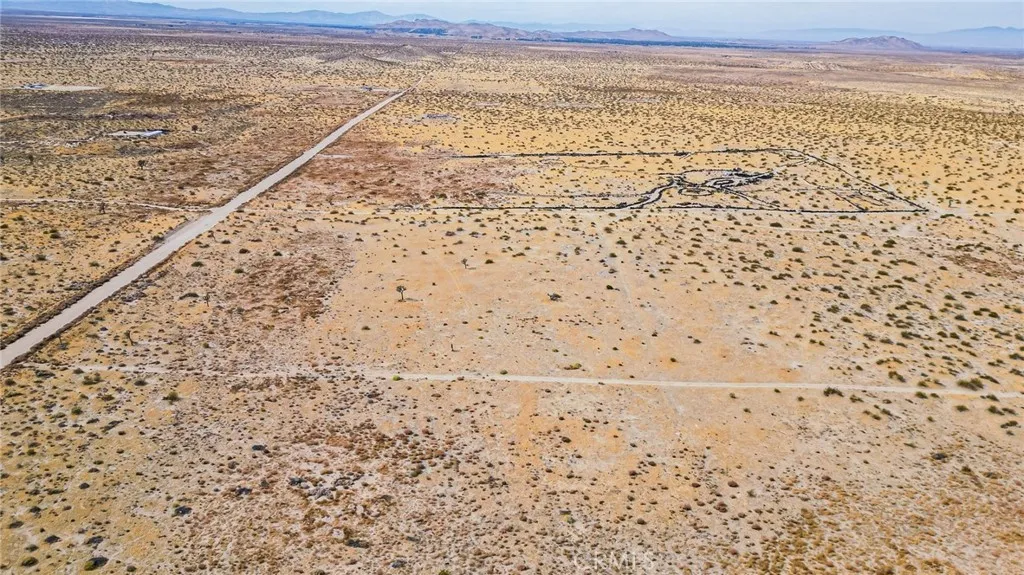 Additional image 11 of 227 P Avenue E, Black Butte, CA 93591