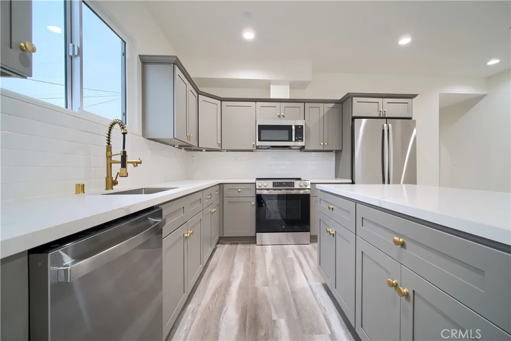 Additional image 10 of 2013 S 8th Avenue, Los Angeles, CA 90018