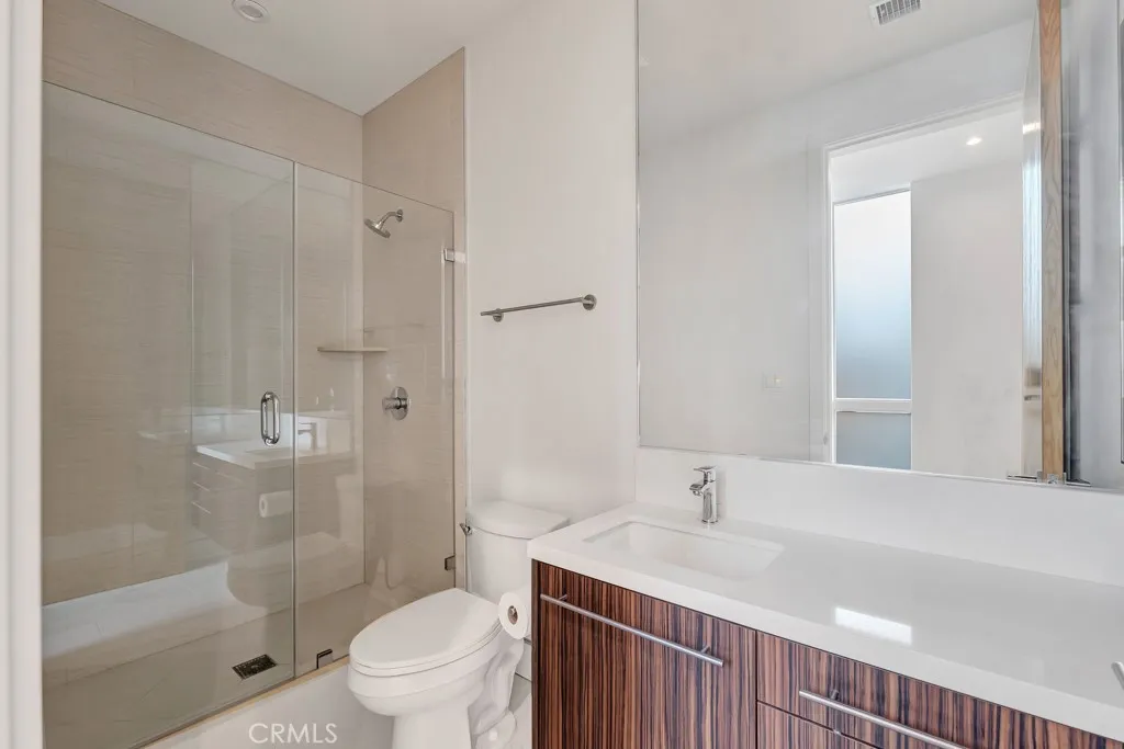 Additional image 56 of 16518 Moorpark Street, Encino, CA 91436