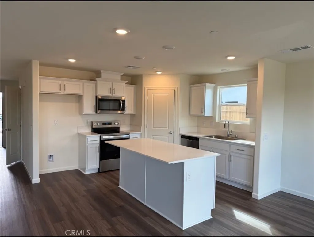 Additional image 10 of 8824 Scintilla Avenue, Bakersfield, CA 93311