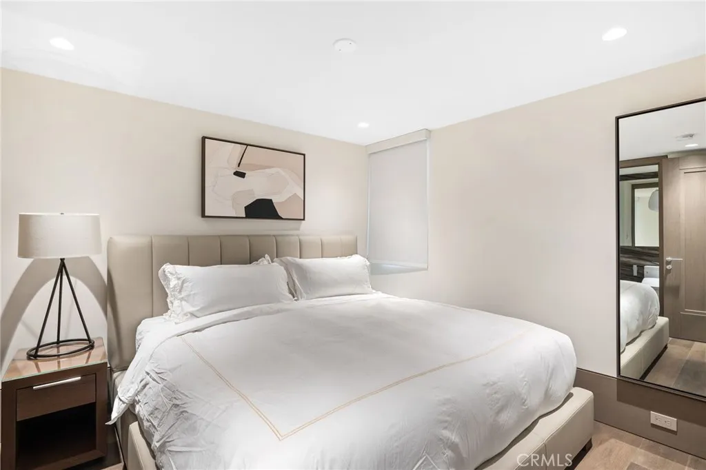 Additional image 59 of 716 The Strand, Manhattan Beach, CA 90266