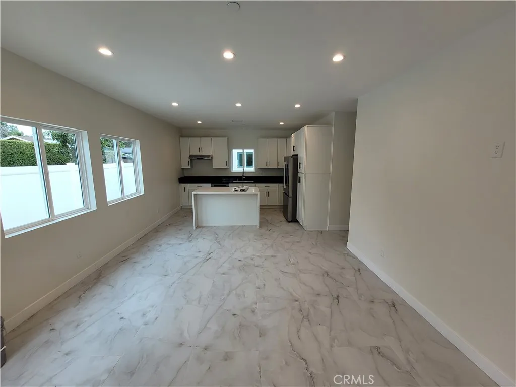 Additional image 14 of 19455 Strathern Street, Reseda, CA 91335