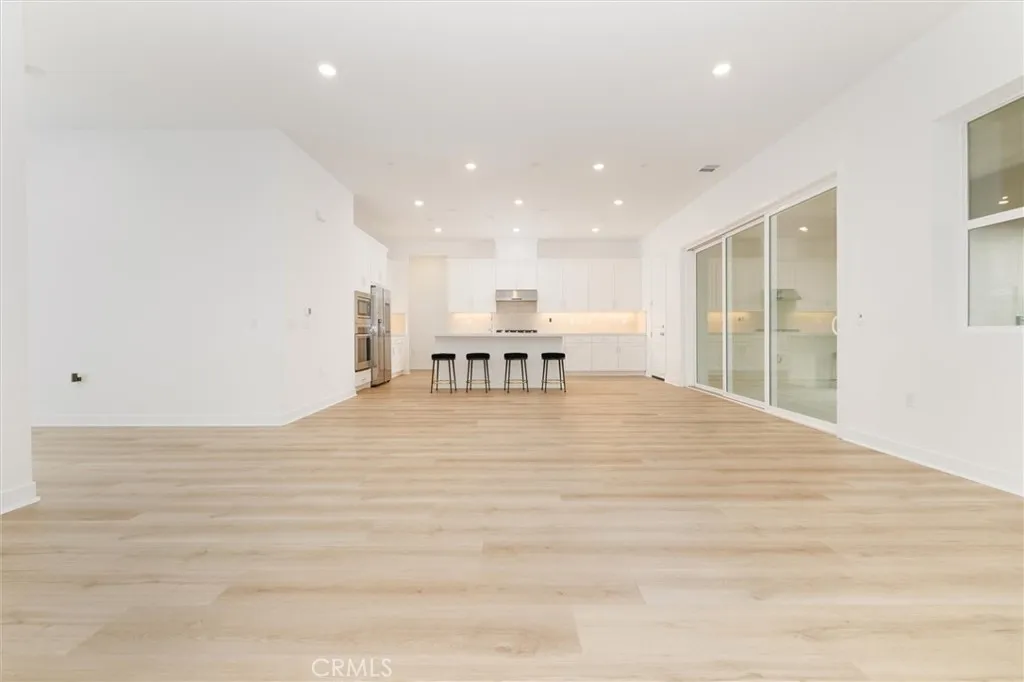 Additional image 33 of 24510 Via La Sombrilla, Valencia, CA 91354