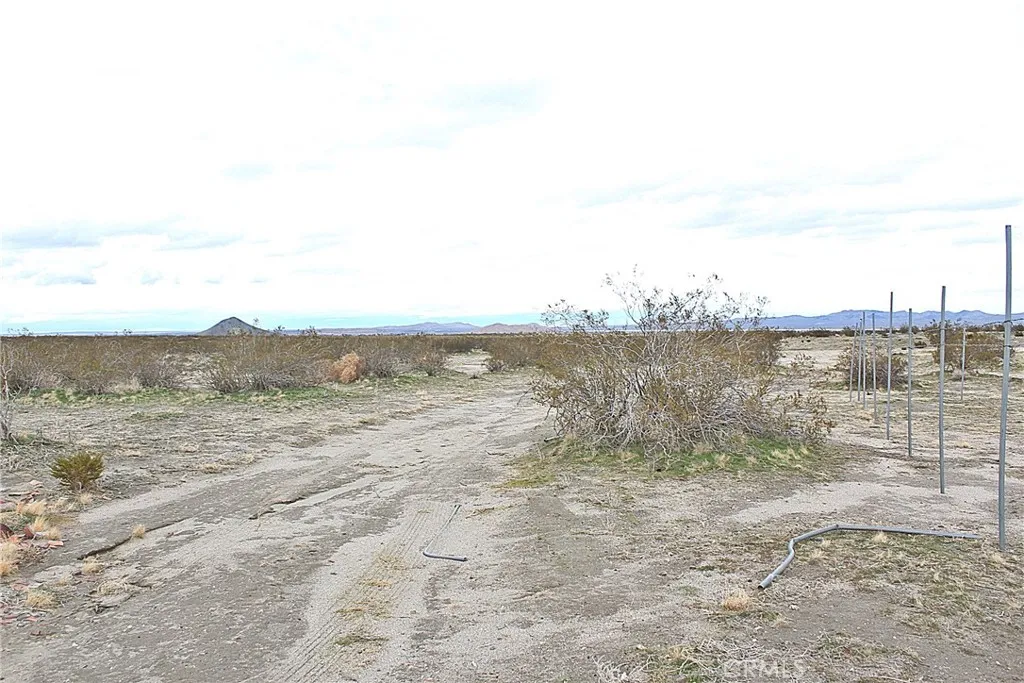 Additional image 5 of 11 Holly Street, Phelan, CA 92371