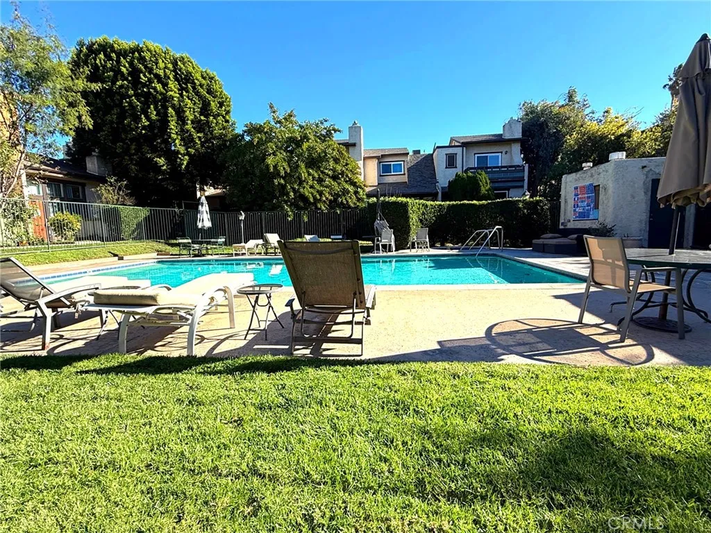 Additional image 7 of 13623 Valerio Unit C, Van Nuys, CA 91405